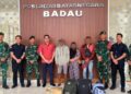 Satgas Pamtas Yonarmed 13/Nanggala Gagalkan Perlintasan Ilegal, Amankan Tiga Calon Pekerja Migran Nonprosedural