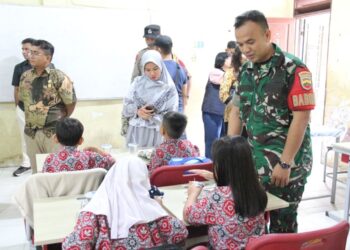 Dukung Program Presiden ,Babinsa Kodim 0201/Medan Rutin Meninjau Dapur dan Monitoring Distribusi MBG ke Sekolah
