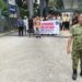 Babinsa Kesawan Monitoring Aksi Unjuk Rasa Aliansi Mahasiswa Amanat Sumut di Menara BRI