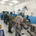 Babinsa Koramil 13/PST Himbau Pengelola Dapur MBG Jaga Kebersihan Mulai Dari Pengepakan Hingga Pembagian kepada Siswa/i