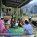 Babinsa 03/Parongil Sambangi Rumah Warga, Rekrutmen TNI AD 2027 Disosialisasikan dari Pintu ke Pintu