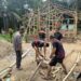 Kagum Melihat Kekompakan Satgas TMMD ke-130, Sritomo: “Mantap, Pak! Bangunnya Paten!”