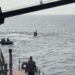 KRI LAMBUNG MANGKURAT-374 LAKSANAKAN 20 MM GUN LIVE FIRING EXERCISE DI PERAIRAN LAUT NATUNA