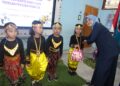 Komandan STTAL Bersama Ketua Pengurus Daerah Surabaya YHT Resmikan Toilet TK Hang Tuah 2 Surabaya