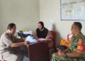 Babinsa 0201-16/TM Sambangi Ketua LPM, Bahas tentang Situasi Keamanan Desa