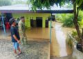 Babinsa Koramil 0201-16/TM Tinjau Lokasi Banjir di Desa Telaga Sari
