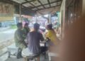 Wujudkan Binter dan Monitor Wilayah Binaan,Babinsa Koramil 0201-03/MD Rutin Komsos dengan Warga
