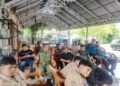 MEWAKILI DANRAMIL 0201-07/MT, BABINSA HADIRI RAPAT KAMTIBMAS DAN COFFEE MORNING