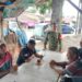 Babinsa Koramil 0201-06/MS Ngobrol Santai dengan Warga Terkait Data Parlinsos di Kelurahan Helvetia Timur