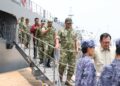 Wapang TNI Dampingi Menhan RI Anugerahkan Satyalancana Dharma Samudera kepada Personel JMSDF