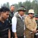 Danlanud Sjamsudin Noor Dampingi Menhut RI Tinjau Hutan Lindung Liang Anggang, Perkuat Sinergi Penanganan Karhutla