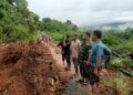 Babinsa dan Komponen Gabungan di Bababhrot Tinjau Lokasi Tanah Longsor