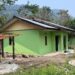 Warna Baru, Semangat Baru : Satgas TMMD ke-130 Percantik Rumah Warga Oransbari