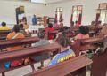 Perkuat Kebersamaan dan Nilai Spiritual : Satgas TMMD Ke-130 Ibadah Minggu Bersama Jemaat Kampung Yamboi