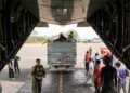 Percepat Penanganan Karhutla, TNI Kirimkan 20 Ton NaCl ke Banjarmasin dan Palembang
